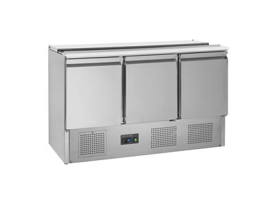 Saladette GN1/1 con 3 puertas compres. en el fondo