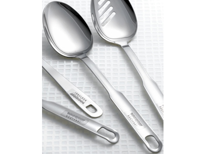 Cuchara, acero inoxidable 32 cm.