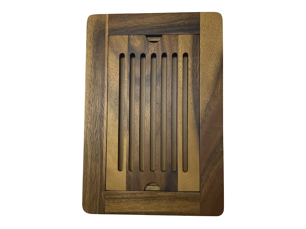 Krummebræt m. Rist 38x26 cm Akacia