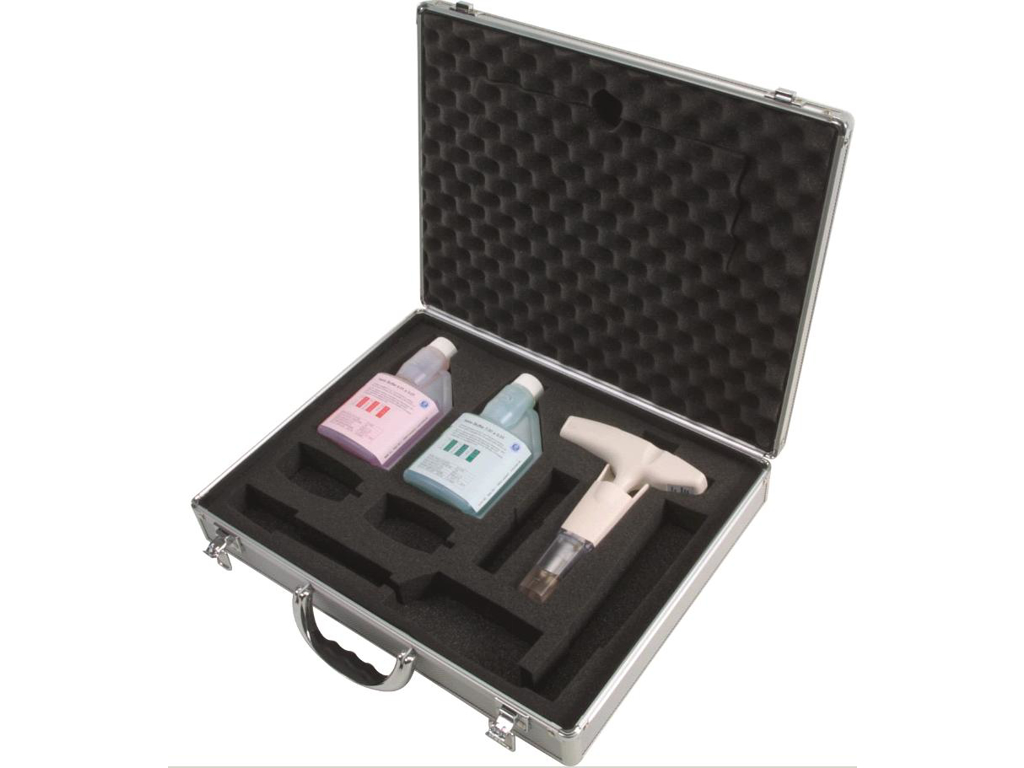 Termómetro digital PH Testo 205 en mano